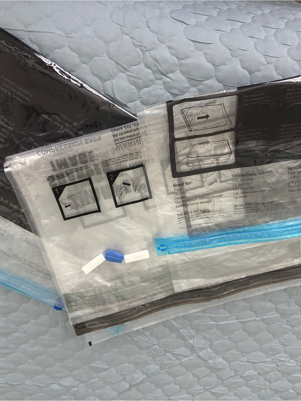 Compression 4 Storage Bags - Clear with Blue Seal - only 2 clips to seal  -